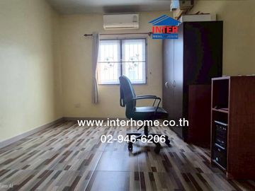 Two-story townhome, 21 sq.wa., Pruksa Ville 1 Lam Luk Ka-Khlong 2, Rangsit-Nakhon Nayok Road, Lam Luk Ka, Pathum Thani.