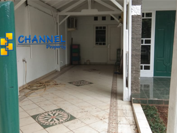 Jual Rumah Siap Huni Dekat Akses Tol dan Mall Griya Loka BSD, Es