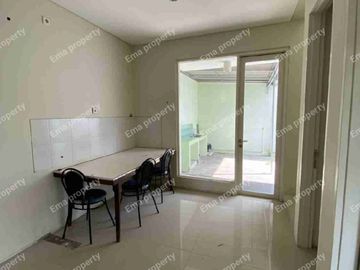 Disewakan rumah di Northwest Lake Citraland Utara banyak pilihan