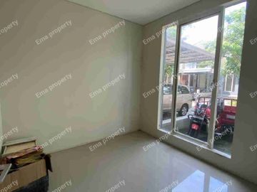 Disewakan rumah di Northwest Lake Citraland Utara banyak pilihan