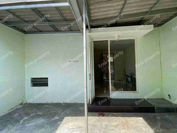 Disewakan rumah di Northwest Lake Citraland Utara banyak pilihan