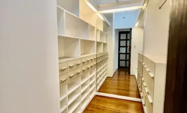 Park Terraces Unit for Sale Ayala Center Makati