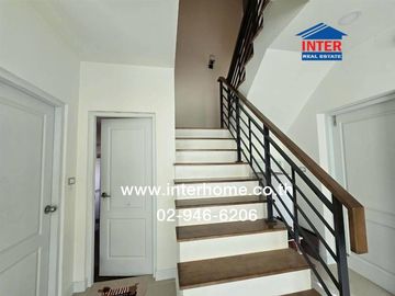 Two-story semi-detached house, 39.2 sq.wah, Centro Onnut-Suvarnabhumi Village, Soi Kingkaew 37, Kingkaew Road, Bang Phli, Samut Prakan.
