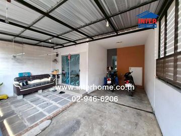 Two-story townhome, 17.8 sq.wa., Pruksa 113 Village, Bangkok-Pathum Thani, near Wat Nong Prong, Soi Wat Nong Prong, Bangkok-Pathum Thani Road, Ratchap