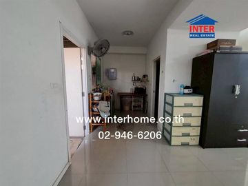 Two-story townhome, 17.8 sq.wa., Pruksa 113 Village, Bangkok-Pathum Thani, near Wat Nong Prong, Soi Wat Nong Prong, Bangkok-Pathum Thani Road, Ratchap