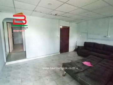 บ้านเดี่ยว 1 ชั้น หมู่บ้าน พรธิสาร 7 (คลอง8) เนื้อที่ 60 ตรว. ถนนรังสิต-นครนายก ตำบลลำผักกูด อำเภอธัญบุรี ปทุมธานี