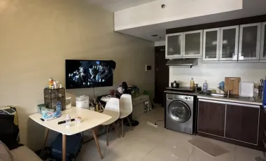 The Suites at One Bonifacio High Street For Sale and For Rent