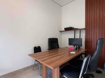 Dijual Rumah Baru Di Cirendeu 2 Lantai Gratis Canopy  dan Free Kitchen Set, Dekat Jakarta Selatan