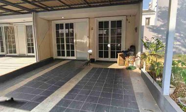 Dijual harga BU rumah 2.5 lantai di  cluster Laseine JGC Cakung jakarta timur