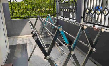 Dijual harga BU rumah 2.5 lantai di  cluster Laseine JGC Cakung jakarta timur