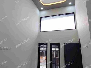 Dijual Rumah Baru Design Minimalis Modern Di Tengah Kota Banyuwangi
