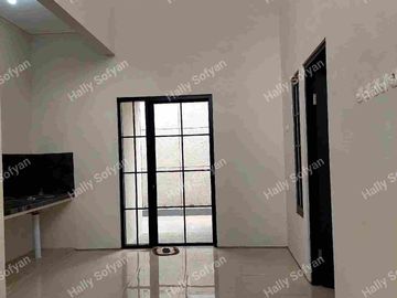 Dijual Rumah Baru Design Minimalis Modern Di Tengah Kota Banyuwangi
