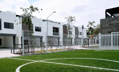 CASA EN KATAVIA RESIDENCIAL, APODACA, NUEVO LEON. REMATE ADJUDICADO