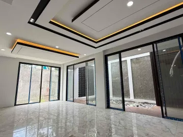 Lokasi Cilandak - Dijual Rumah Di 4 Lantai Mewah Rumah Sultan Model Facade Travertine Jakarta Selatan Dekat Pintu Tol Lokasi Strategis