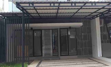 Disewakan Rumah Baru  di Golden City Bekasi Utara
