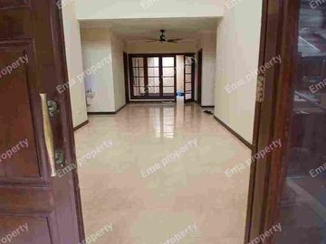 Disewakan rumah di Fullerton Citraland
