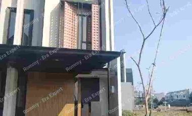 Dijual Rumah 3 Lantai Attic Siap Huni Sudah Renovasi di Kawasan Mandiri JGC Cakung Jakarta Timur