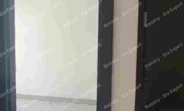 Dijual Rumah 3 Lantai Attic Siap Huni Sudah Renovasi di Kawasan Mandiri JGC Cakung Jakarta Timur