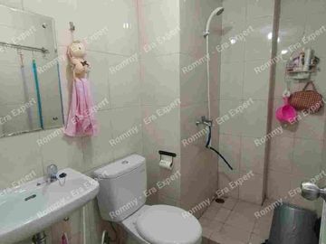 Dijual Apartemen Siap Huni The Springlake Summarecon Bekasi Tower Caldesia Lantai Rendah Semi Furnish Harga Nego