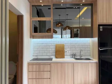 Dijual  Di Cinaka Pondok Cabe Mewah Modern 3 Lantai Attic Room di Cluster