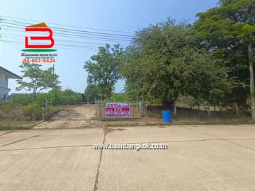 ที่ดินถมแล้วริมน้ำ เดอะลากูน 1-2 เนื้อที่ 375 ตรว. ถนนเสนา-สามโคก (3111) ตำบลท้ายเกาะ อำเภอสามโคก ปทุมธานี