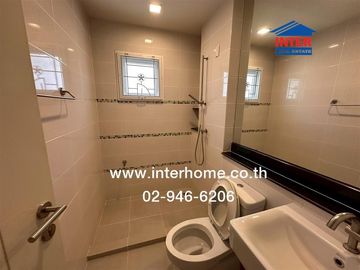Two-story detached house, 55.9 sq.wah, Saransiri Tiwanon Chaengwattana 2 Village, near Phra Haruthai Nonthaburi School, Tiwanon Road, Mueang Pathum Th