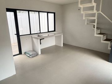 COCOK UNTUK SINGGAH! SEWA RUMAH MURAH MINIMALIS NEMPEL GADING SERPONG!