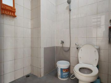 TURUN Harga, jual murah / disewakan Ruko/kantor siap pakai di Groserindo/Transmart Kalimalang