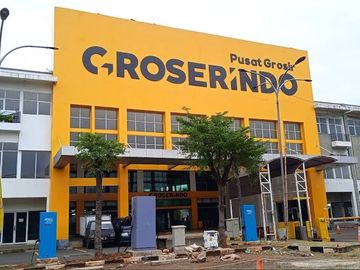 TURUN Harga, jual murah / disewakan Ruko/kantor siap pakai di Groserindo/Transmart Kalimalang