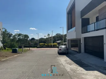Casa en Venta en Imperial de las Ánimas, Xalapa – $3,950,000 MXN