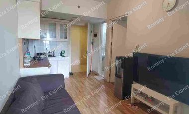Disewakan Apartemen Springlake Summarecon Bekasi Tower Davalia  2 Kamar Tidur Full Furnish Bisa Bulanan Bebas Biaya IPL