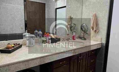 Casa en venta de una planta en Lomas de Valle Alto