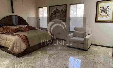 Casa en venta de una planta en Lomas de Valle Alto
