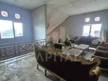 RUMAH MEWAH DENGAN TANAH LUAS NYAMAN NAN STRATEGIS DI CIBIRU BANDUNG