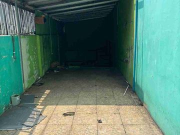 Disewakan cepat Ruko area Tebet pinggir jalan