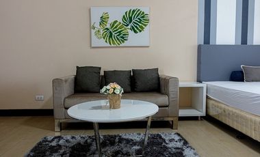 40.9sqm Fully Furnished Studio for Sale in Two Central Makati | High Floor 25th | City & Skyline View | ₱5,500,000