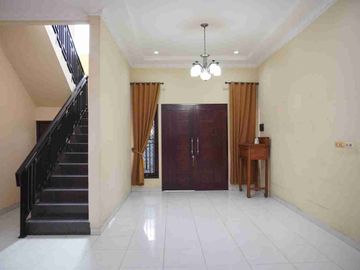 Disewakan rumah cantik siap huni di sunter, jakarta utara