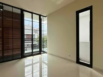 Dijual Rumah  Kebayoran Baru Baru Brand New House Lokasi 2 Lantai Mewah Akses Dekat Tol