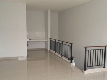 Disewakan Ruko Illago Grande 2 Lantai di Gading Serpong