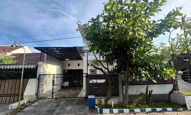 TURUN HARGA! RUMAH HITUNG TANAH SELANGKAH DARI UBAYA