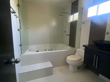 VENDO CASA POBLADO CAMPESTRE SANTO TOMAS