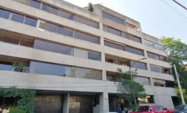 DEPARTAMENTO EN LOMAS ALTAS, MIGUEL HIDALGO, CDMX. REMATE ADJUDICADO