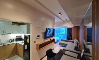 Uptown Parksuites Studio unit For Sale in BGC AirBnb ready