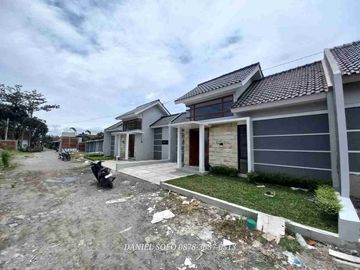 Dijual Rumah Ngemplak Kartosuro Solo