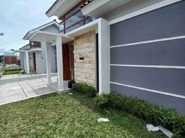Dijual Rumah Ngemplak Kartosuro Solo