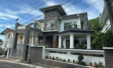 House and Lot For Sale  4-bedroom 5 T& Bath LA: 350 sqm  FA: 250 sqm in Antipolo Rizal