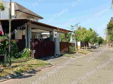 Rumah Di Graha Family