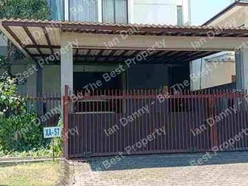 Rumah Di Graha Family
