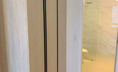 For Rent: Fully Furnished 2 Bedroom with Parking at Mandani Bay Suites by HTLand, Inc., Mandaue - 83sqm.