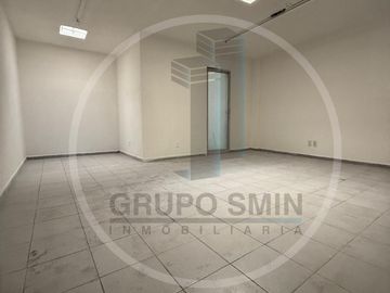 BODEGA COMERCIAL EN RENTA EN ZONA CENTRO SAN JUAN DEL RIO